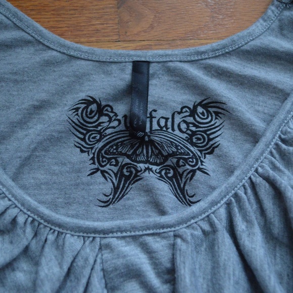 Buffalo Grey Ruffle/Pretty Top - Picture 9 of 16